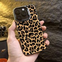 गैलरी व्यूवर में इमेज लोड करें, Leopard Phone Case