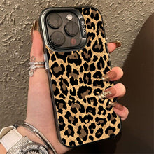 गैलरी व्यूवर में इमेज लोड करें, Leopard Phone Case