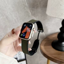Lataa kuva Galleria-katseluun, Leather Apple Watch Strap