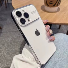 गैलरी व्यूवर में इमेज लोड करें, High Grade Electroplated Glass iPhone Case
