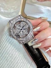 Lataa kuva Galleria-katseluun, Luxury Star Snowflake Woman Watch