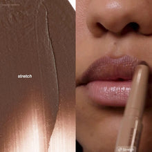 Charger l'image dans la galerie, Rhode Peptide Lip Shape