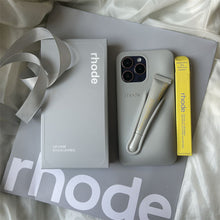 Lataa kuva Galleria-katseluun, Rhode Phone Case Set (GRAY PASSIONFRUIT)