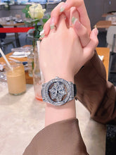 Lataa kuva Galleria-katseluun, Luxury Star Snowflake Woman Watch