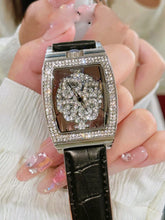 Lataa kuva Galleria-katseluun, Fashionable Elegant Woman Watch