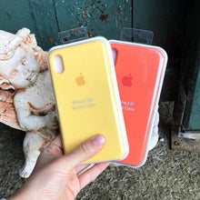 Load image into Gallery viewer, Silicone Case (SALMON COLOR)