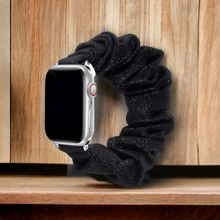 Lataa kuva Galleria-katseluun, Apple Watch Beautiful Bands (BLACK RED FLOWER)