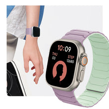 Carica l&#39;immagine nel visualizzatore di Gallery, Magnetic Apple Watch Band
