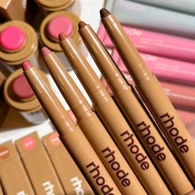 Charger l&#39;image dans la galerie, Rhode Peptide Lip Shape
