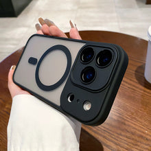 Ladda upp bild till gallerivisning, Matte Clear Magsafe iPhone Case
