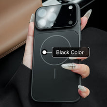 Carica l&#39;immagine nel visualizzatore di Gallery, Matt Glass Magsafe iPhone 17 Series Case
