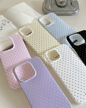 Lade das Bild in den Galerie-Viewer, Polka Dot iPhone Case
