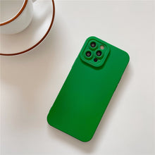Ladda upp bild till gallerivisning, Soft Silicone Iphone Case (DARK GREEN)
