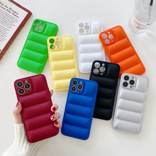 गैलरी व्यूवर में इमेज लोड करें, Jacket Cloth Cover For Iphone (WHITE)

